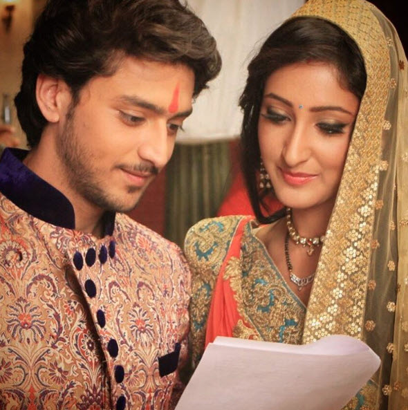 Kinshuk Vaidya Dating Co-Star Shivya Pathania