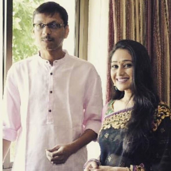 Disha Vakani with husband