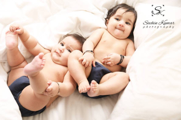 Karanvir and Teejay with their daughters