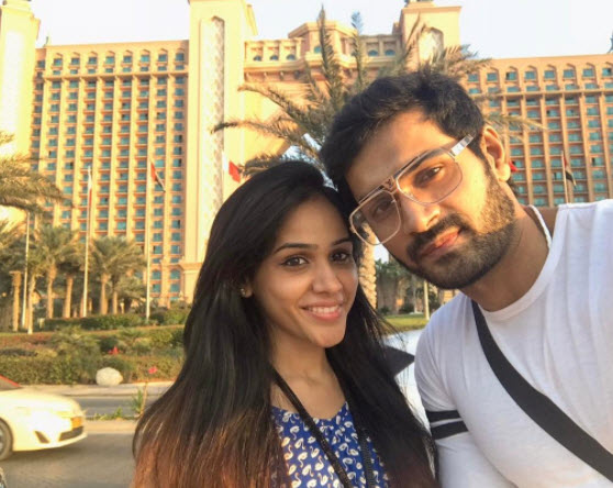 Mrunal Jain with wife