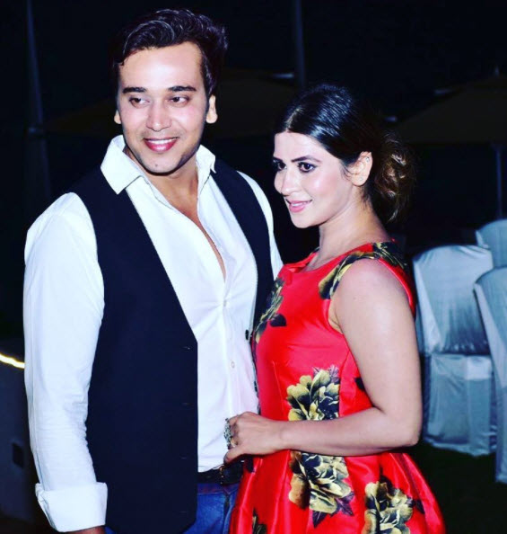 Anurag Sharma with Nandini Gupta