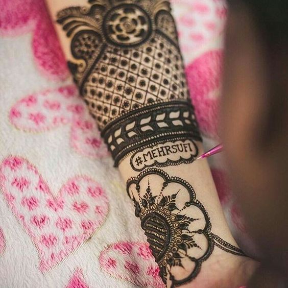 Unique mehendi designs