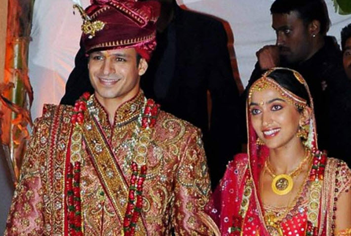 Vivek Oberoi with wife
