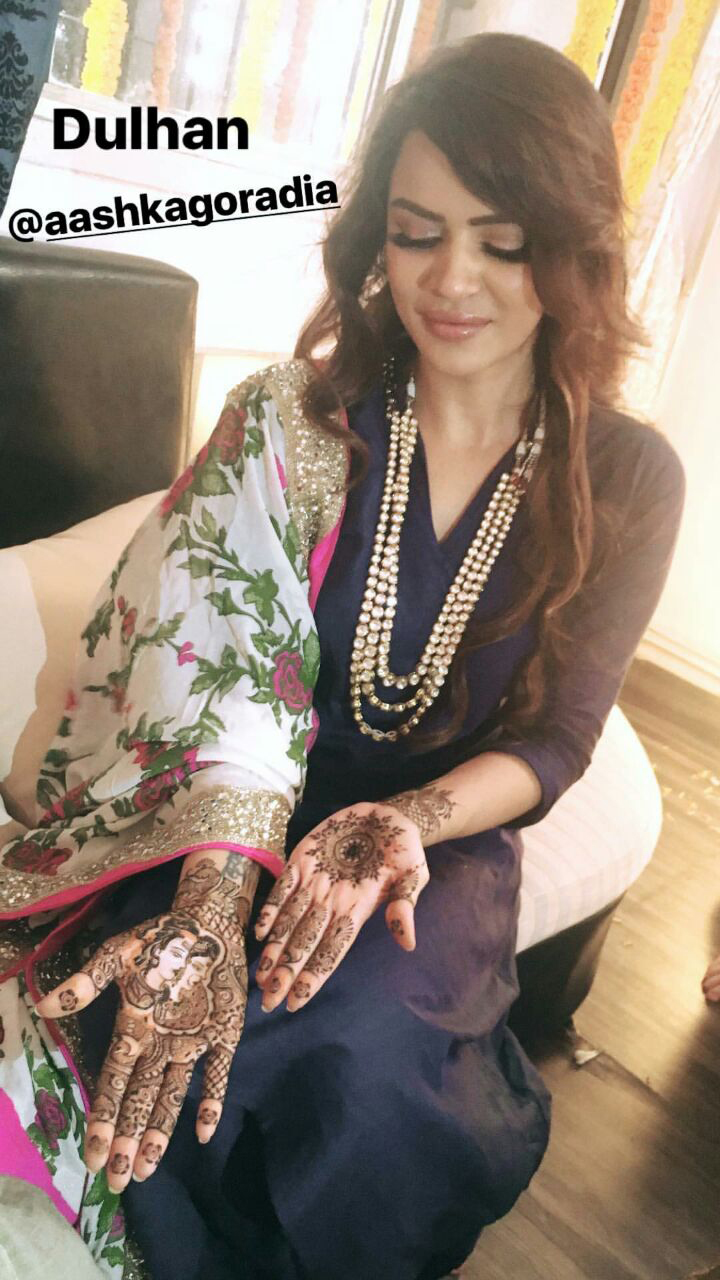 Aashka Goradia and Brent Goble Engagement