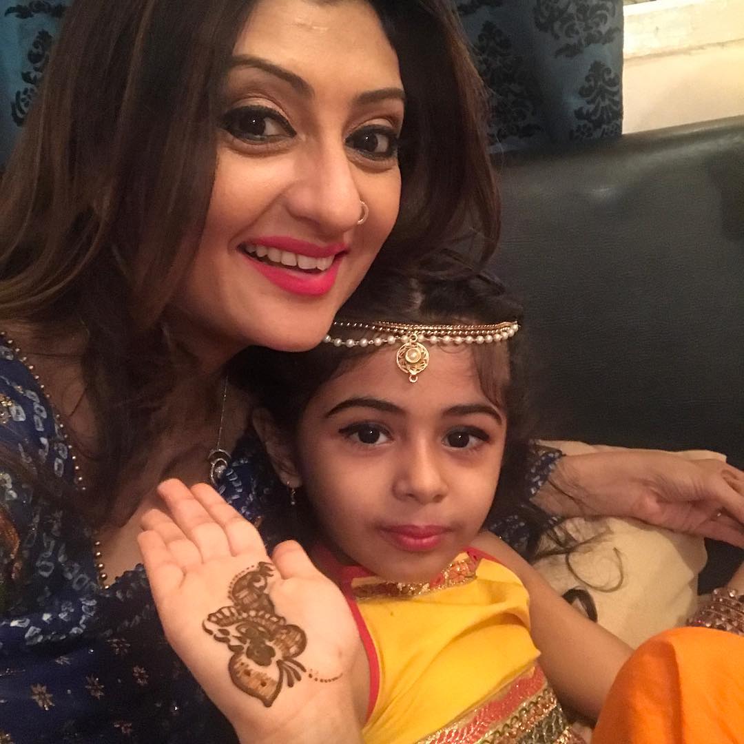 Aashka Goradia and Brent Goble Engagement