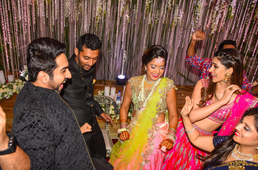 Kriti Sanon and Ayushmann Khurrana Gatecrashed a wedding