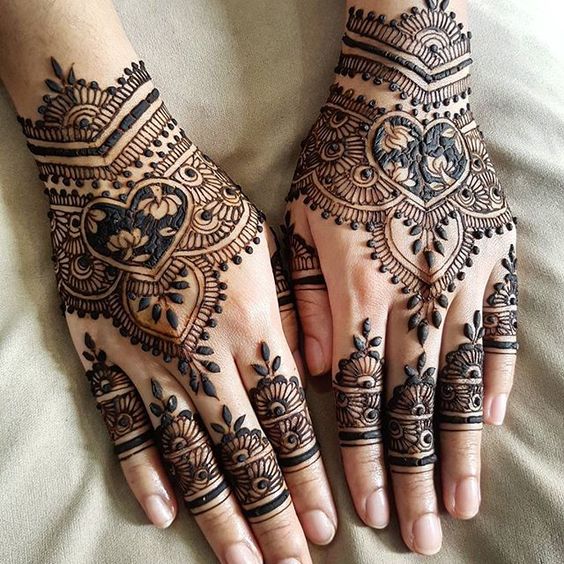 mehendi heart designs