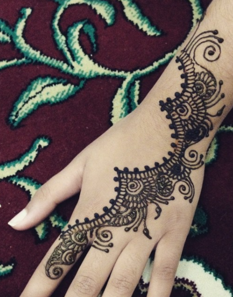 arch mehendi designs