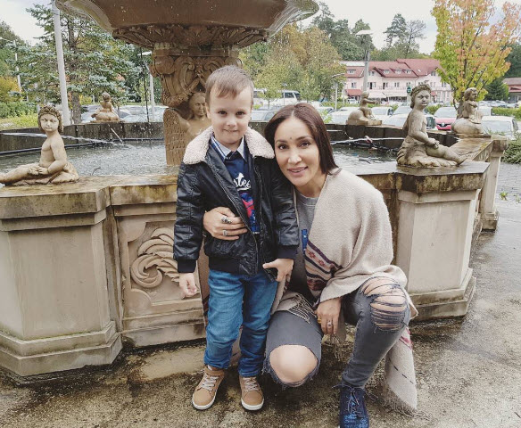 Sofia Hayat Instagram