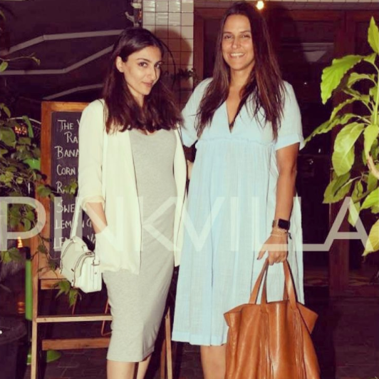 Soha ali khan pregnancy fashion