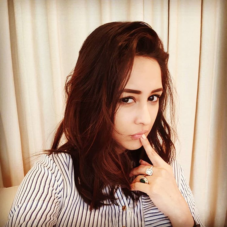 Chahatt Khanna Reply To Farhan Mirza