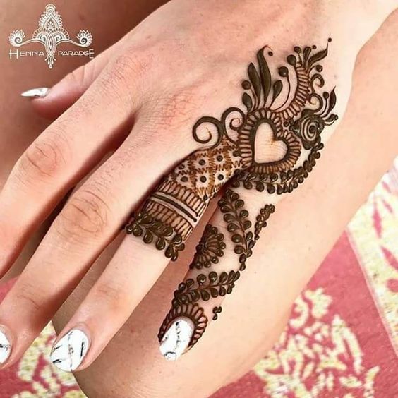 Minimal mehendi