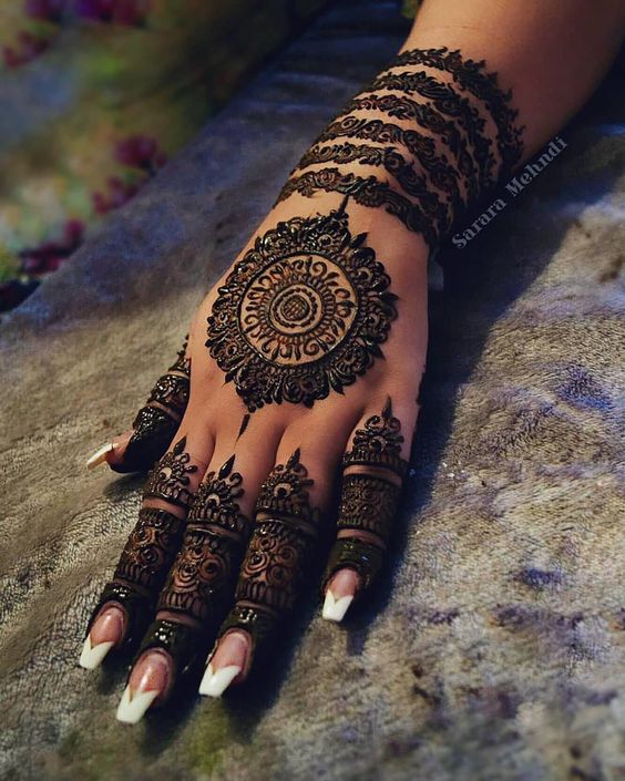 Mehendi Design for karva chauth