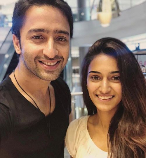 AMAZING! Here's a proof that Shaheer Sheikh loves to experiment with  different styles