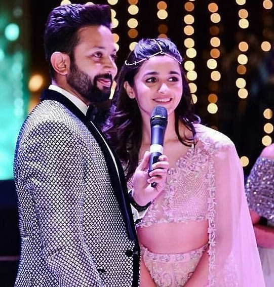 Alia Bhatt Attending Her Best Friend Kripa's Sangeet Night In Jodhpur