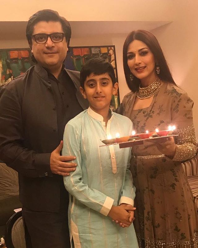 Sonali Bendre and Goldie Behl