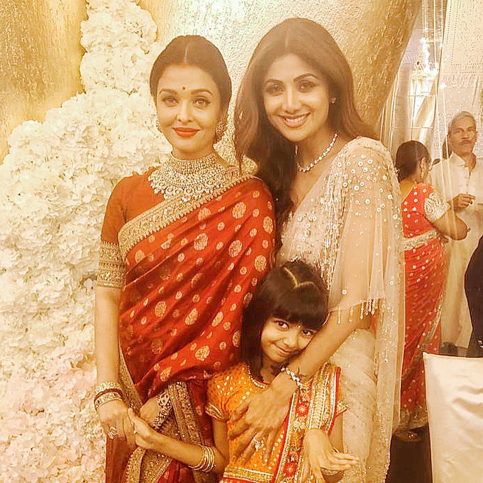 Aishwarya Bachchan, Shilpa Shetty, Aaradhya Bachchan at Isha Ambani wedding
