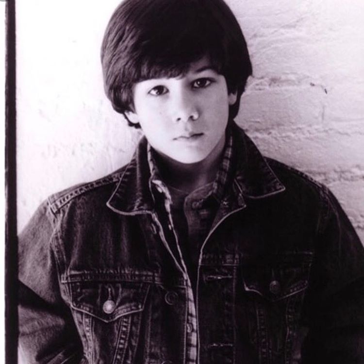 Priyanka Chopra Is Honoured To Kiss Nick Jonas