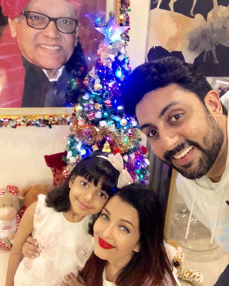 Abhishek Bachchan, Aishwarya Rai Bachchan and Aaradhya Bachchan
