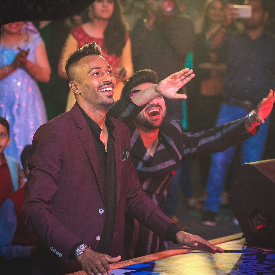 Krunal Pandya Hardik Pandya Pankhuri Sharma