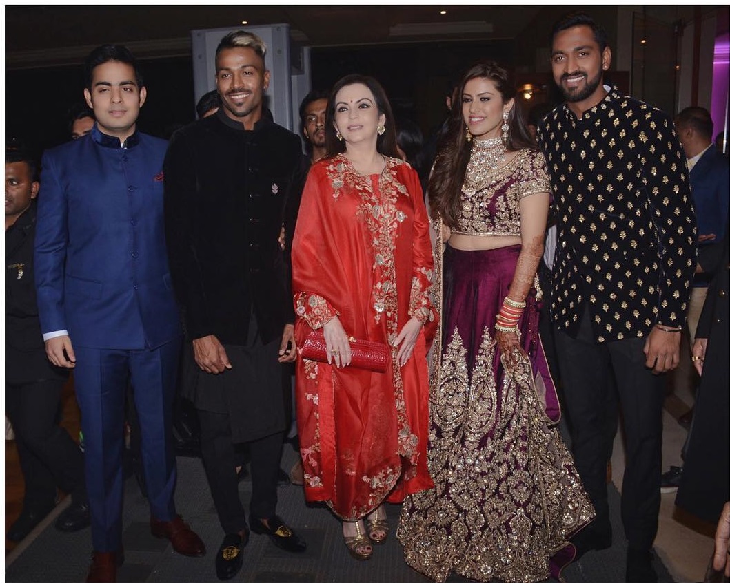 Krunal Pandya Pankhuri Sharma