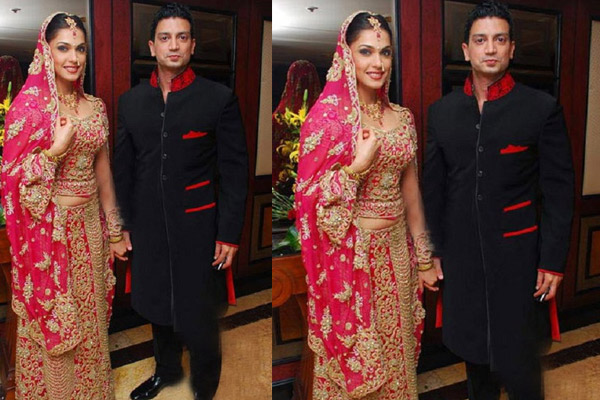 Isha Koppikar wedding