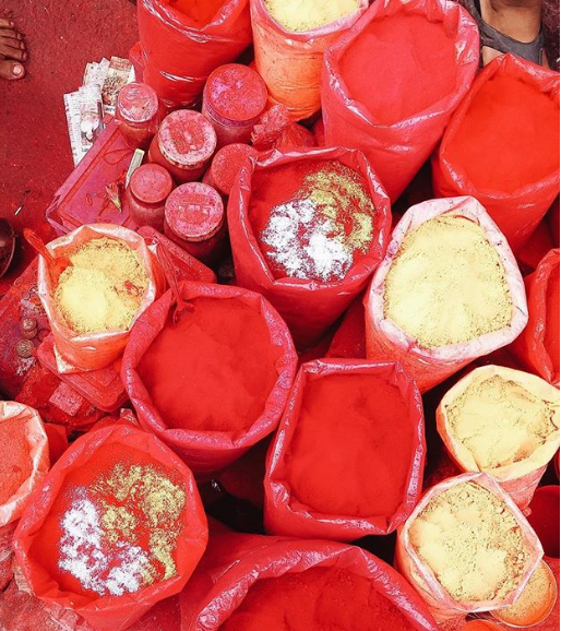 Eco-Friendly Ways To Celebrate Holi For Newly-Wedded Couple