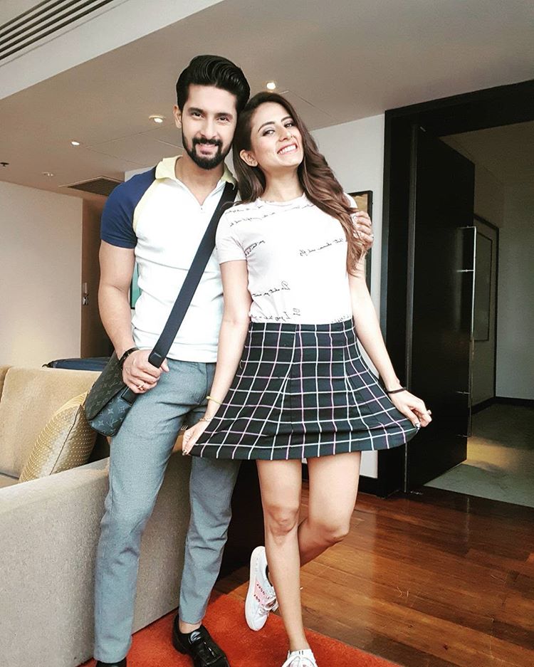 Ravi Dubey and Sargun Mehta