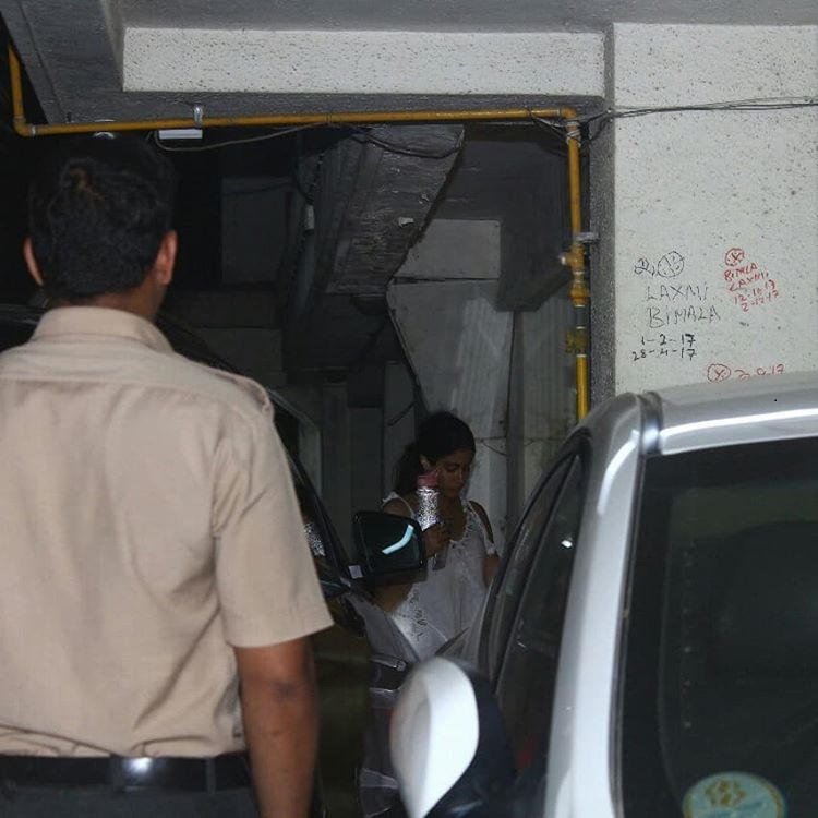 Khushi and Janhvi dinner at Arjun Kapoor's residence