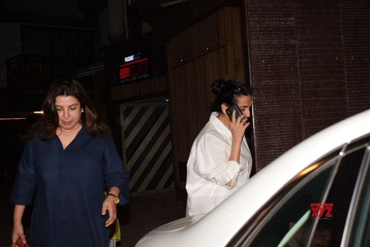 Farahn Khan Meets Sunita And Rhea Kapoor