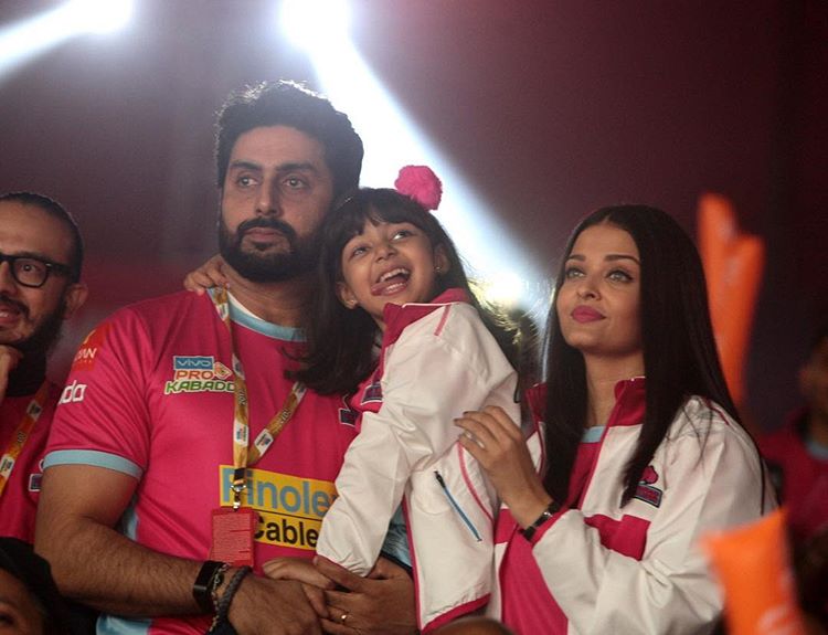 Aishwarya Rai Bachchan, Abhishek Bachchan And Aaradhya Bachchan