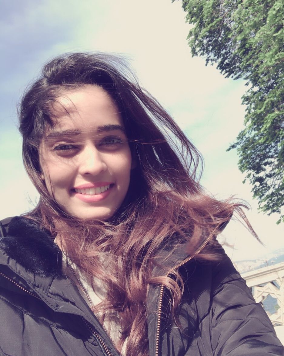 Neha Saxena And Shakti Arora Honeymoon Pics