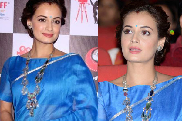 Bollywood actresses and their First sindoor look