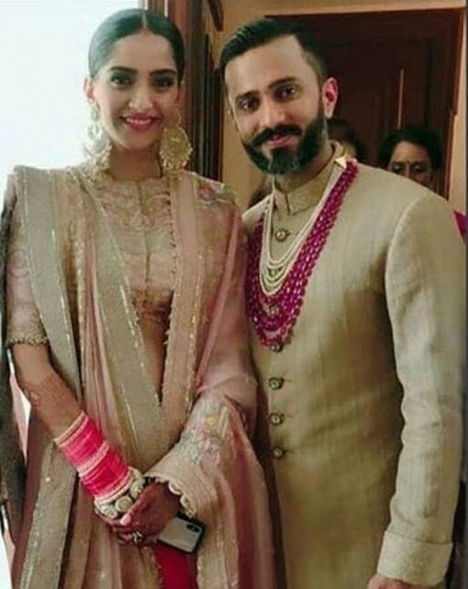 Bollywood actresses and their First sindoor look