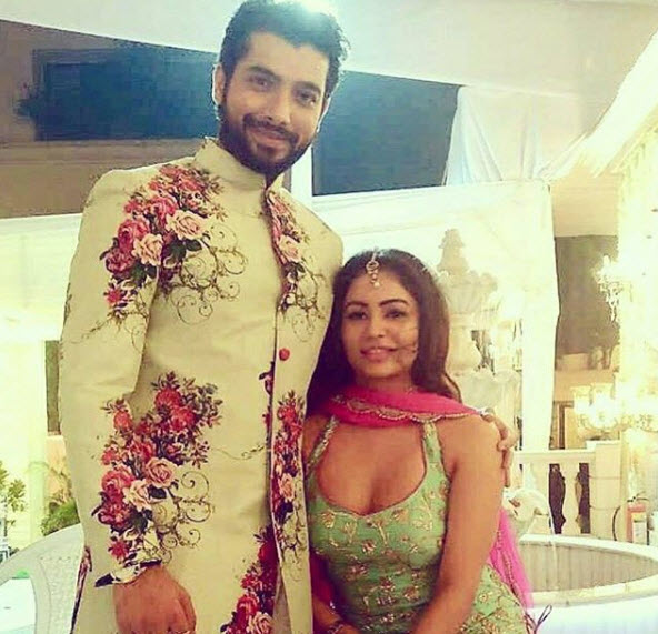 Ssharad Malhotra and Pooja Bisht