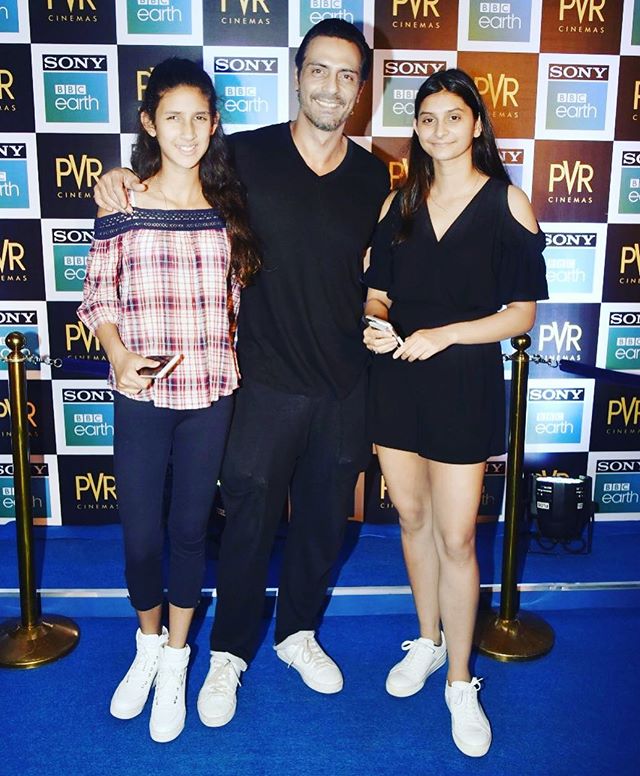 Arjun Rampal With Daughters