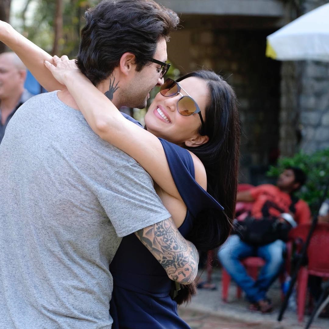 Sunny Leone Gift for Nisha kaur weber