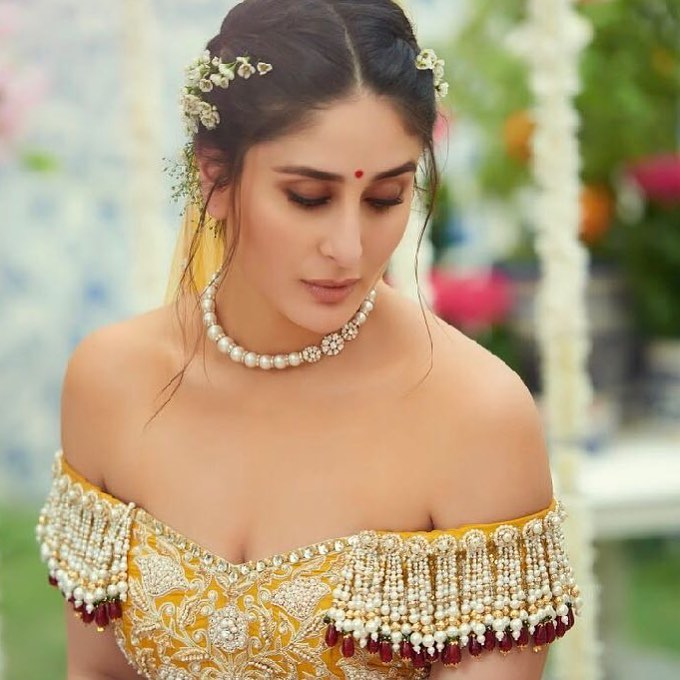 Warmth Bangle as seen in Veere Di Wedding (2018) - Eina Ahluwalia