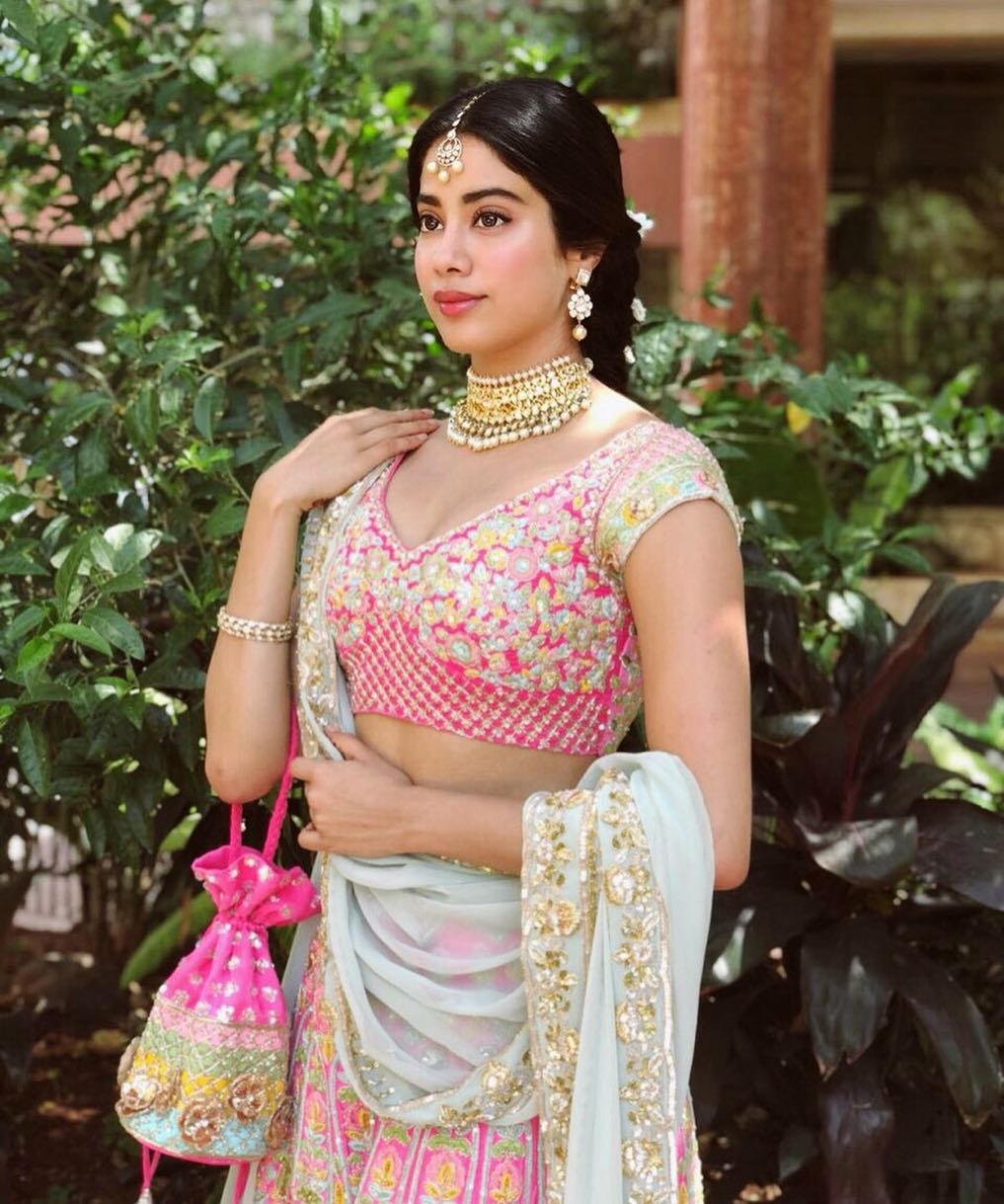 Janhvi Kapoor Trolled For Her Dress