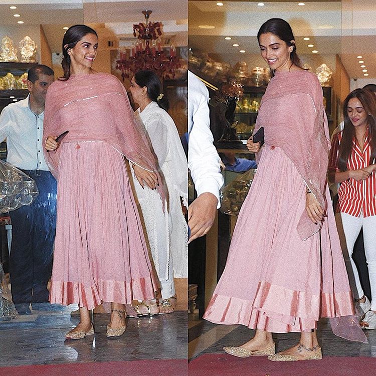 Deepika Padukone and Ujala Padukone