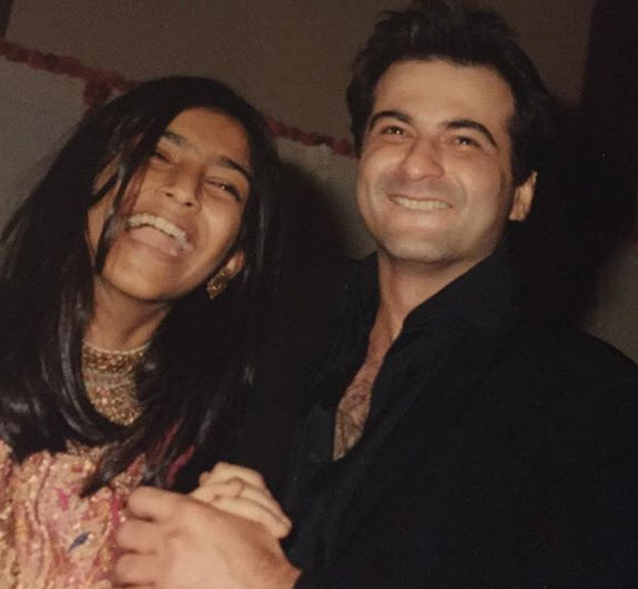 Sanjay Kapoor With Family