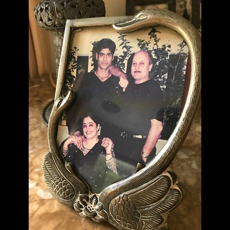 sikandar kher anupam kher