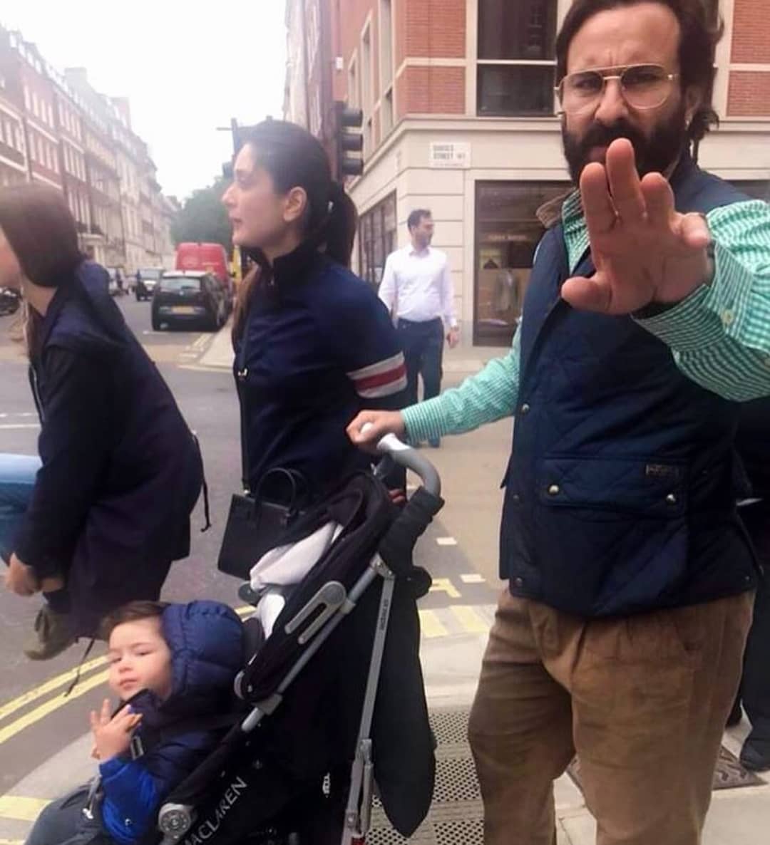 Kareena Kapoor Khan, Saif Ali Khan and Taimur Ali Khan