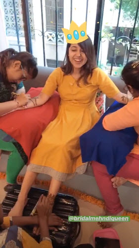 Shweta Tripathi Mehendi