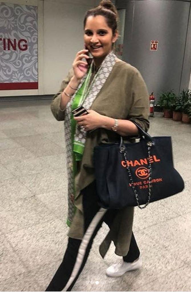 Sania mirza people pray boy