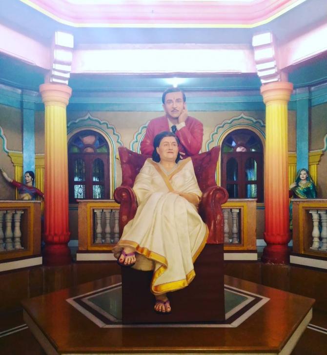 Raj Kapoor and wife Krishna Malhotra