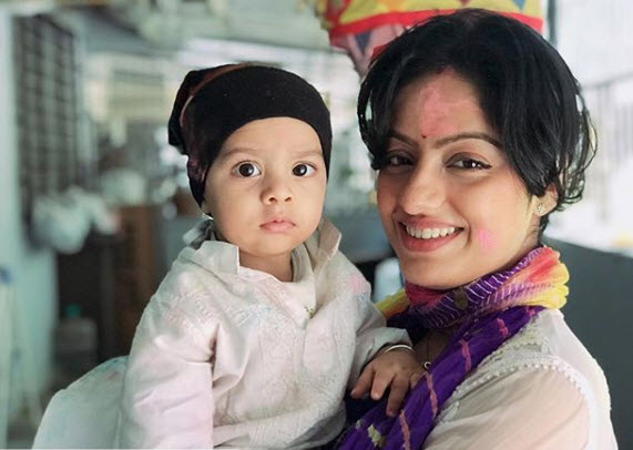 Deepika Singh with her baby