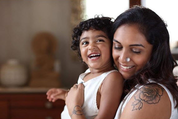 Shveta Salve with her baby girl