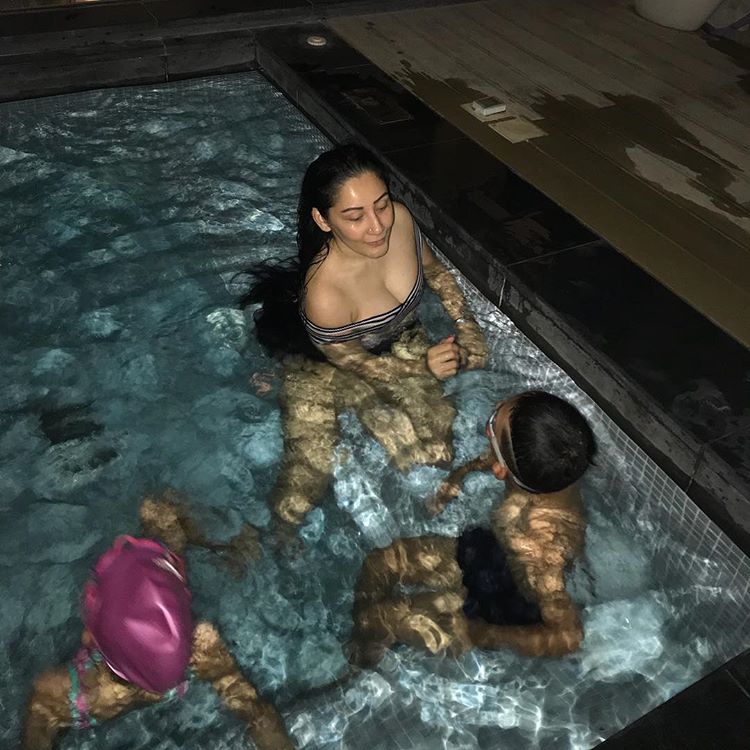 Maanayata Dutt, Shahraan Dutt and Iqra Dutt