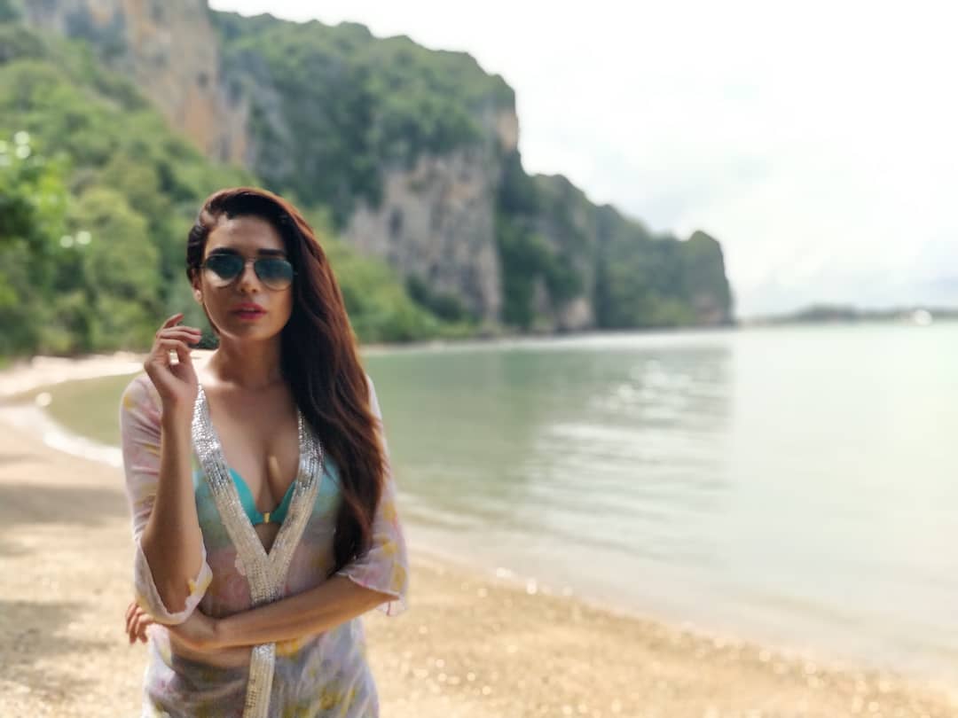 Dheeraj Dhoopar, Anjum Fakih and Vinny Arora Instagram Exchange